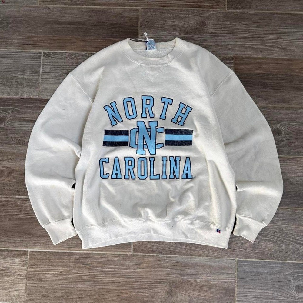 Vintage 90s Russell Athletic North Carolina Tar Heels Crewneck Sweatshirt size L